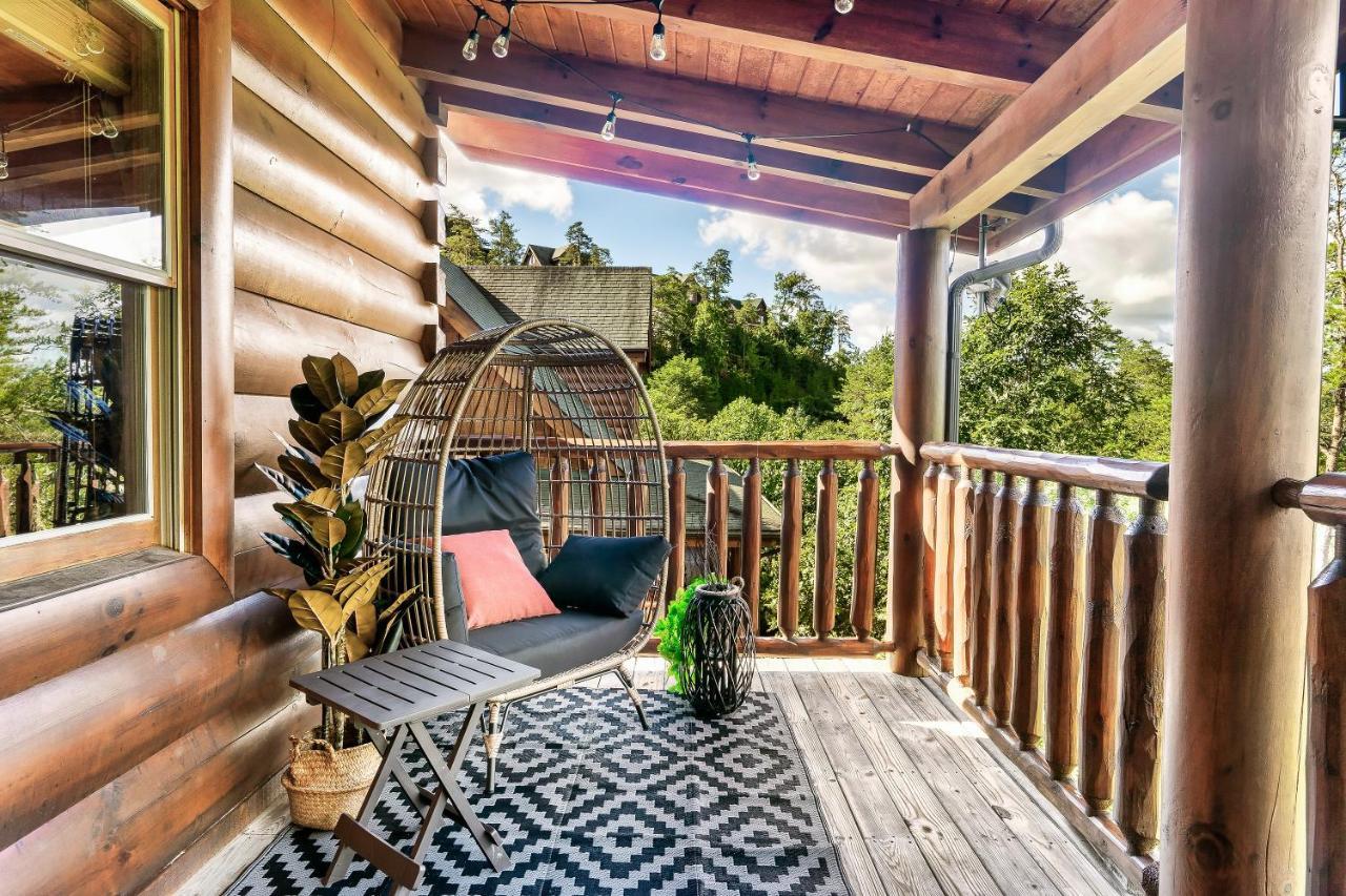 Summer Sale! Pool, Sauna, View, Hottub, Game Sevierville Luaran gambar